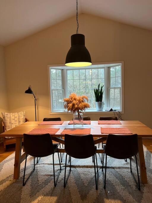 Cozy Cabin W/ Indoor Fireplace & Tranquil Views ルーレイ エクステリア 写真